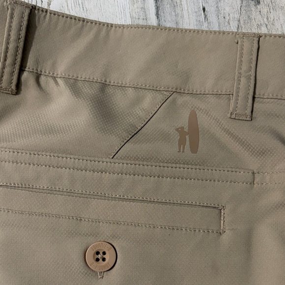 johnnie-O Classic Tan Flat Front Shorts size 34 - Picture 4 of 10